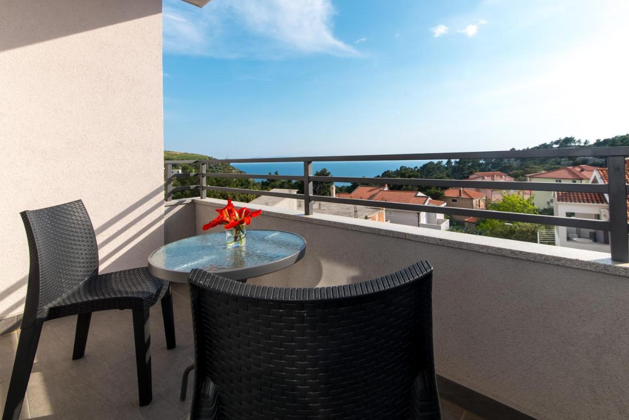 Apartment Mare Krvavica Exterior foto