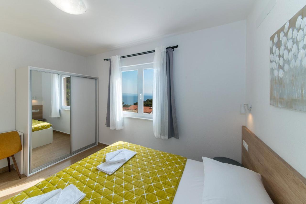 Apartment Mare Krvavica Exterior foto